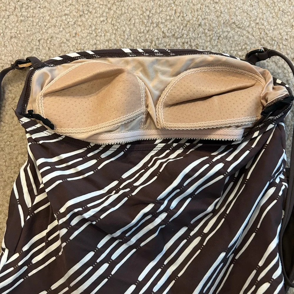 Tommy Bahama Tankini - Picture 2 of 3